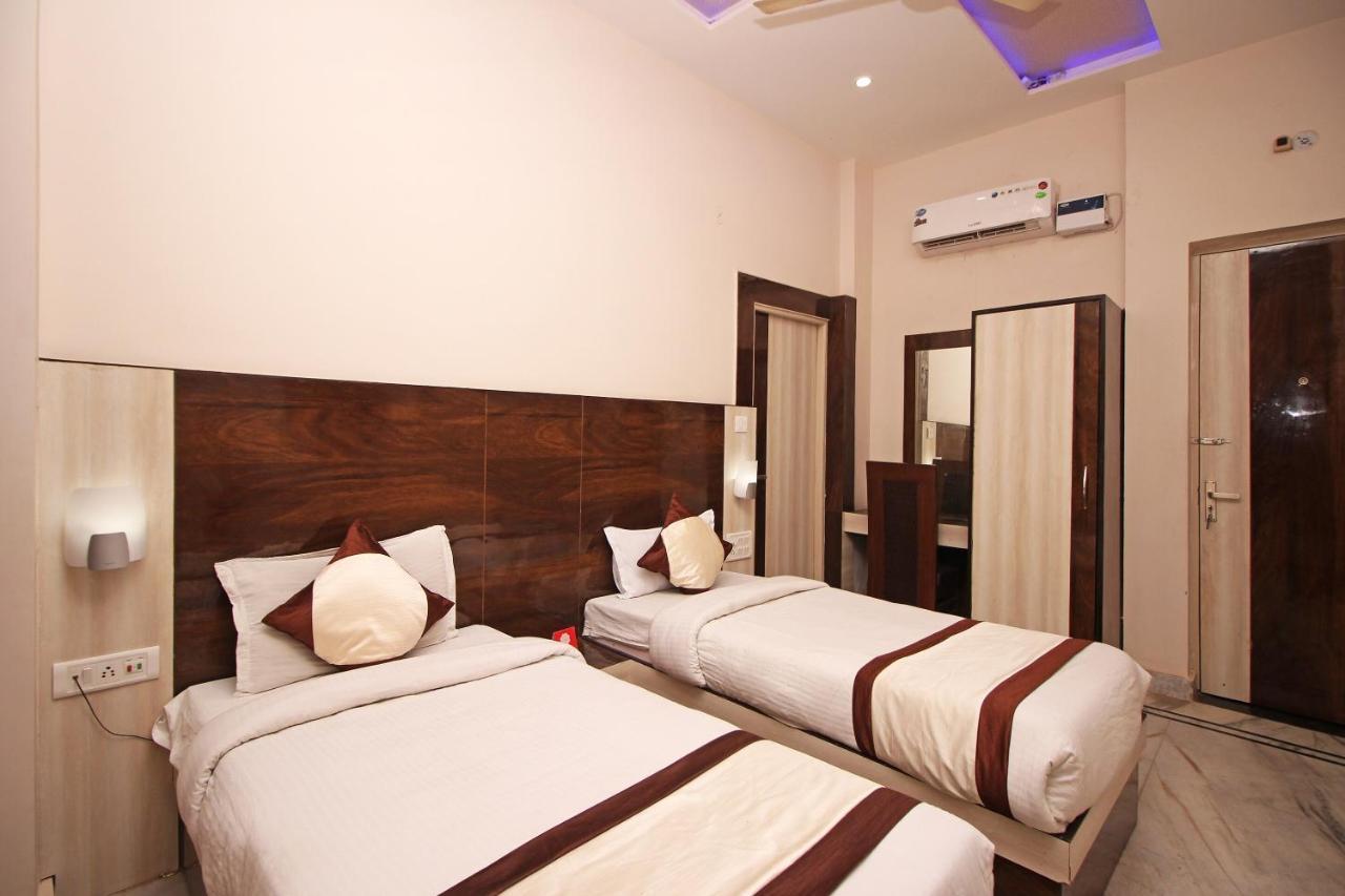 Oyo 3202 Hotel Gayatri Residency Агра Екстер'єр фото
