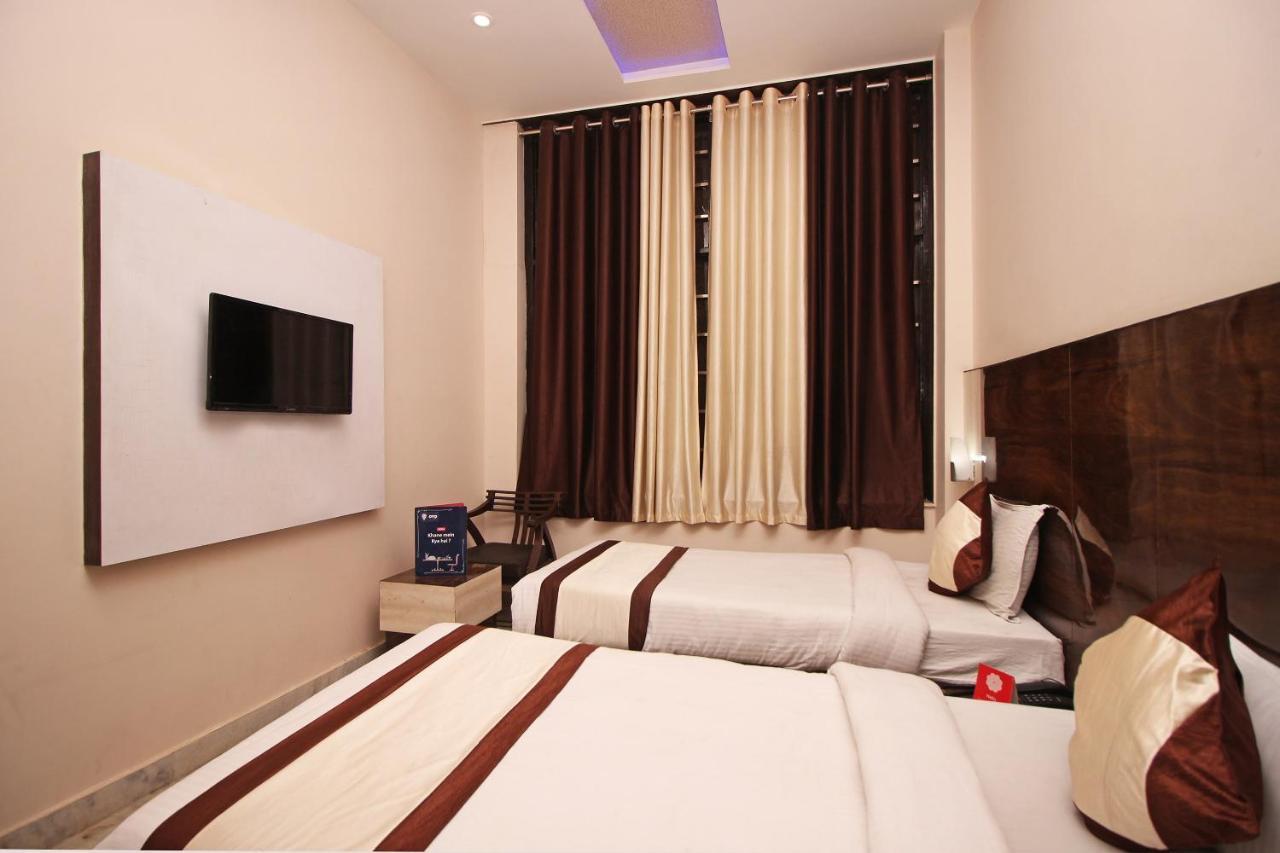 Oyo 3202 Hotel Gayatri Residency Агра Екстер'єр фото